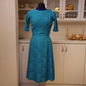 Vintage 1960s Blue Silk Brocade Jacquard Short Sleeve Sheath Dress S